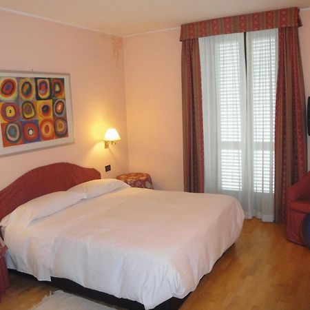 Hotel Due Mondi Turin Exterior photo