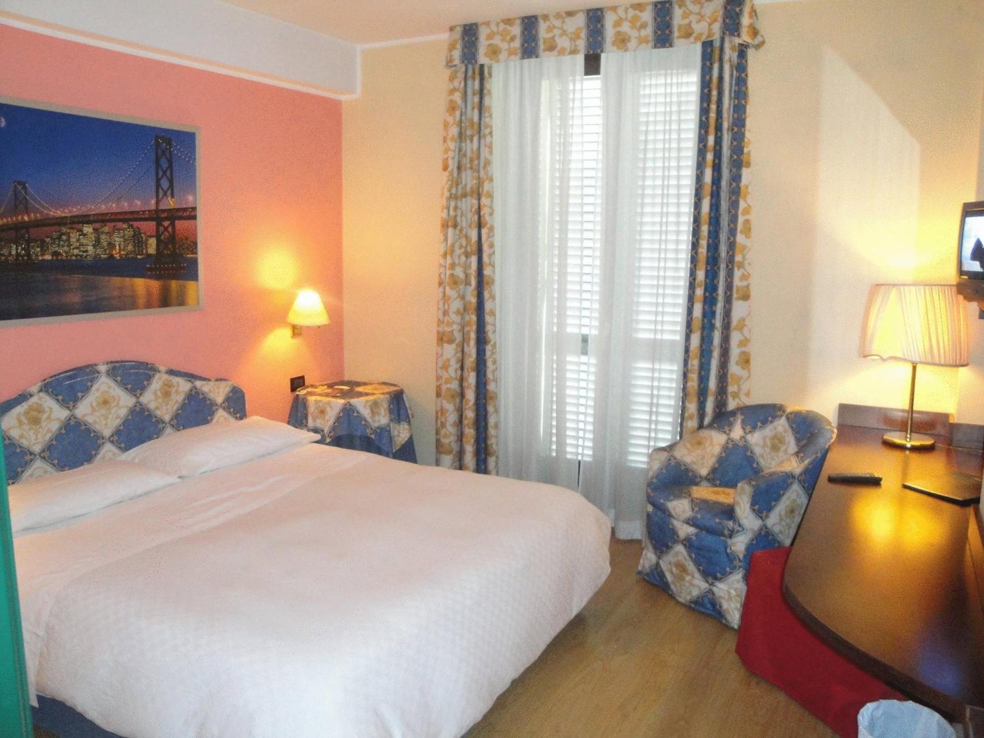 Hotel Due Mondi Turin Exterior photo