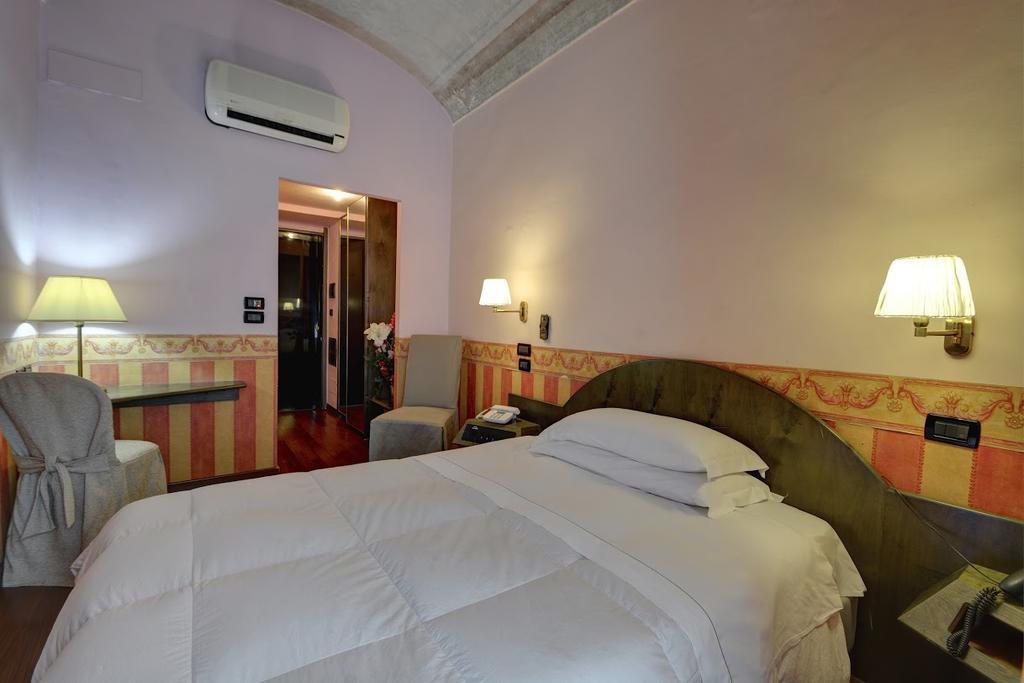Hotel Due Mondi Turin Exterior photo